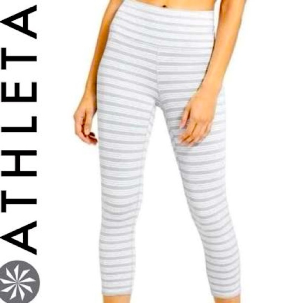 Athleta gray and white cropped leggings size M